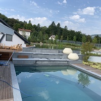 Referenčne slike modernih naravnih bazenov