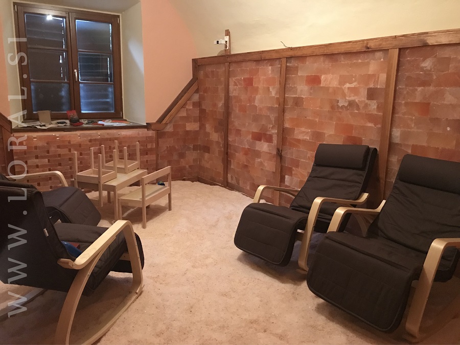 Loral - objekti iz Himalajske kristalne soli