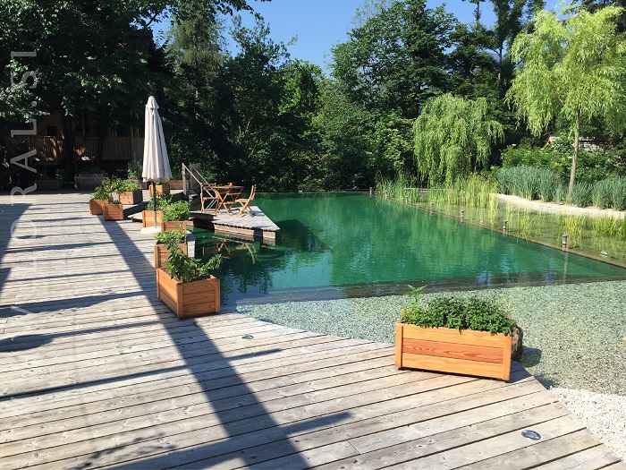 Loral - naravni-biološki bazeni