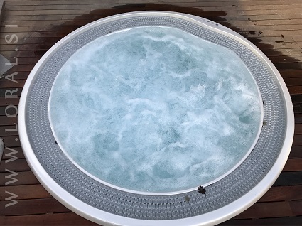 Loral - masažni bazeni in whirlpooli